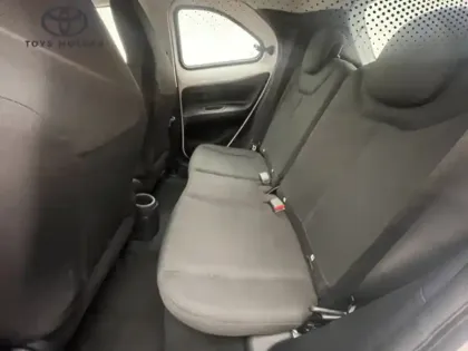 Photo 13 Toyota Aygo 1.0 S-CVT 72 Dynamic