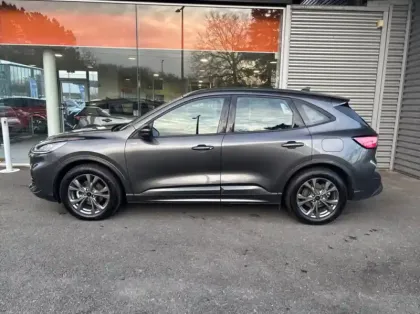 Photo 19 Ford Kuga 2.5 Duratec 190ch FHEV E85 ST-Line BVA