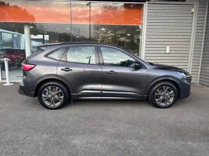 Photo 20 Ford Kuga 2.5 Duratec 190ch FHEV E85 ST-Line BVA