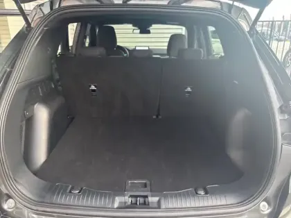 Photo 10 Ford Kuga 2.5 Duratec 190ch FHEV E85 ST-Line BVA