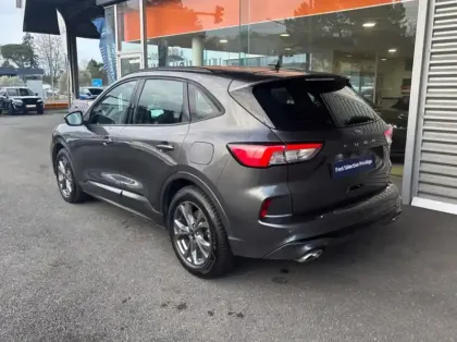 Photo 12 Ford Kuga 2.5 Duratec 190ch FHEV E85 ST-Line BVA