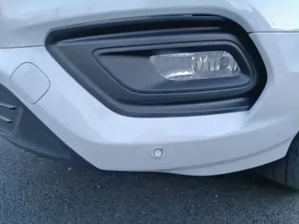 Photo 28 Ford Transit Custom Kombi 320 L1H1 2.0 EcoBlue 130ch Trend Business Euro6.2 7cv