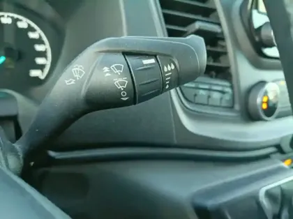 Photo 19 Ford Transit Custom Kombi 320 L1H1 2.0 EcoBlue 130ch Trend Business Euro6.2 7cv