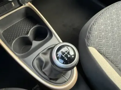 Photo 22 Toyota Aygo Gén. I Ph1 Design 5