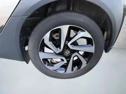 Photo 6 Toyota Aygo Gén. I Ph1 Design 5