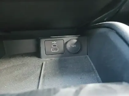 Photo 18 Ford Kuga 2.5 Duratec 190ch FHEV E85 ST-Line BVA