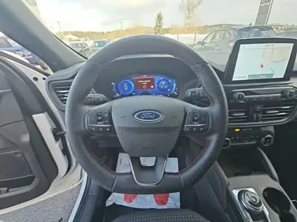 Photo 6 Ford Kuga 2.5 Duratec 190ch FHEV E85 ST-Line BVA