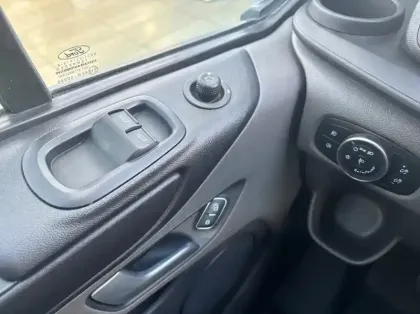 Photo 5 Ford Transit Custom Fg 280 L1H1 2.0 EcoBlue 130 Trend Business 7cv