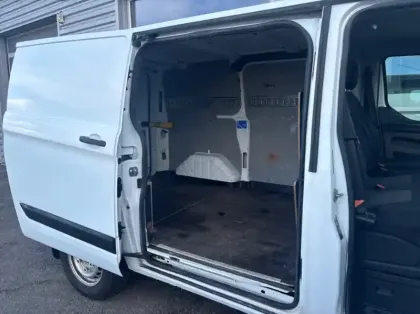 Photo 8 Ford Transit Custom Fg 280 L1H1 2.0 EcoBlue 130 Trend Business 7cv