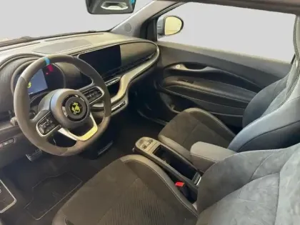 Photo 7 Abarth 500  e 155ch 42kWh Turismo 4cv