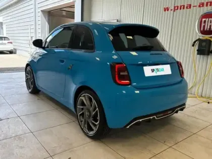 Photo 6 Abarth 500  e 155ch 42kWh Turismo 4cv