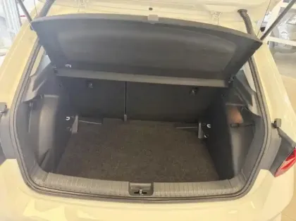 Photo 13 Skoda Fabia  1.0 TSI 95ch Ambition