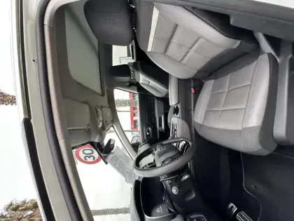 Photo 6 Citroën C5 aircross  Hybride Rechargeable 225 S&S e-EAT8 Shine Pack