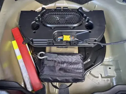 Photo 26 Citroën C4  BlueHDi 130 S&S EAT8 Shine Pack