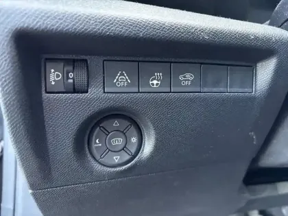 Photo 12 Citroën C4  BlueHDi 130 S&S EAT8 Shine Pack