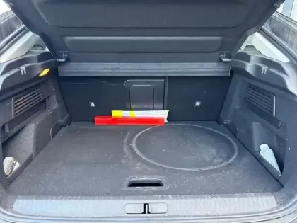 Photo 7 Citroën C4  BlueHDi 130 S&S EAT8 Shine Pack