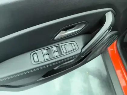 Photo 19 Dacia Duster  TCe 150 4x2 EDC Journey