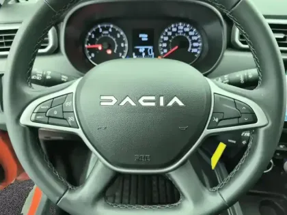 Photo 18 Dacia Duster  TCe 150 4x2 EDC Journey