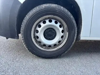 Photo 14 Peugeot Partner  FOURGON STANDARD 1000 KG BLUEHDI 130 S&S EAT8 GRIP