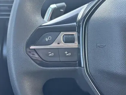 Photo 18 Peugeot Partner  FOURGON STANDARD 1000 KG BLUEHDI 130 S&S EAT8 GRIP