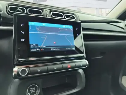 Photo 10 Citroën C3  BlueHDi 100 S&S BVM6 Shine