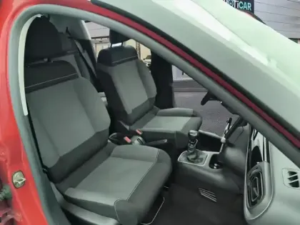 Photo 8 Citroën C3  BlueHDi 100 S&S BVM6 Shine