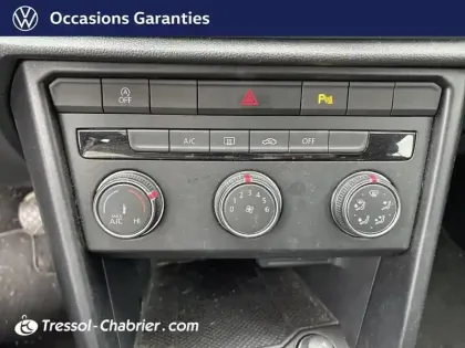 Photo 21 Volkswagen T-roc  1.0 TSI 110 Start/Stop BVM6 Life