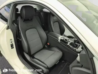 Photo 8 Mercedes Classe C  Coupé 200 9G-Tronic Executive