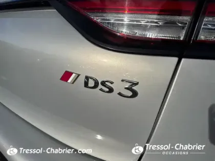 Photo 24 DS DS 3 DS3 Crossback PureTech 130 EAT8 Performance Line