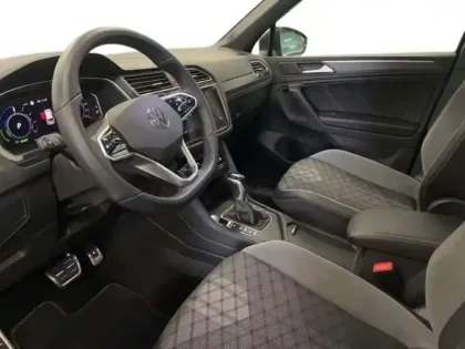 Photo 8 Volkswagen Tiguan 1.4 eHybrid 245ch DSG6 R-Line