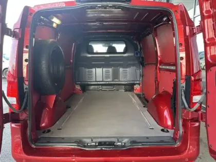 Photo 7 Mercedes Vito 119 CDI 4x4 Fourgon Compact