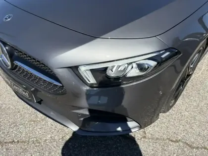 Photo 9 Mercedes Classe A 200 d AMG Line