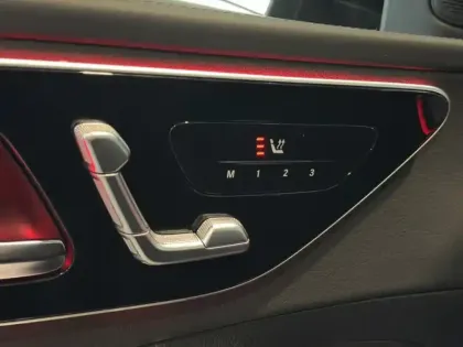 Photo 21 Mercedes Classe C  220 d Berline AMG Lin