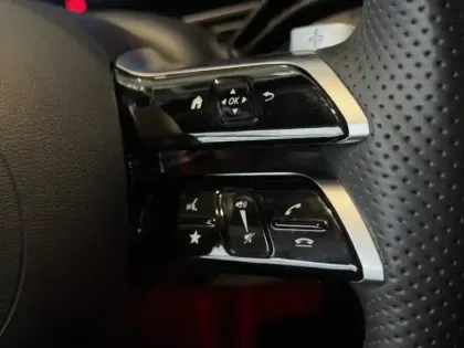 Photo 18 Mercedes Classe C  220 d Berline AMG Lin