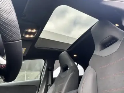 Photo 18 Mercedes Classe A 200 AMG Line