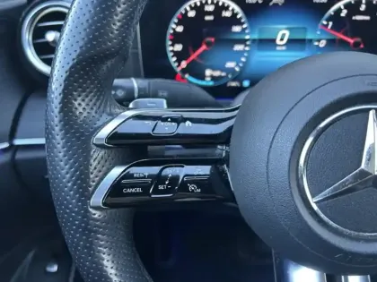 Photo 12 Mercedes Classe E  300 de AMG Line Berli