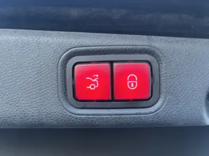 Photo 17 Mercedes Classe E  300 de AMG Line Berli