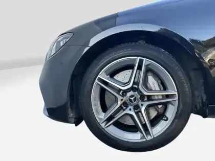 Photo 8 Mercedes Classe E  300 de AMG Line Berli