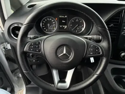 Photo 53 Mercedes Vito 119 CDI 4x4 Mixto Long 190ch 5