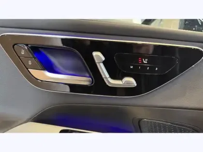 Photo 17 Mercedes Classe GLC 300 de 4MATIC EQ AMG Line