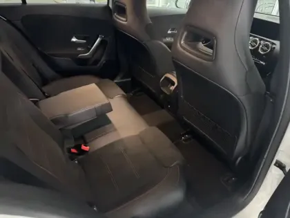 Photo 5 Mercedes Classe A 180 d AMG Line