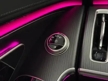 Photo 25 Mercedes CLA 580 e Hybrid EQ 4MATIC Limousi