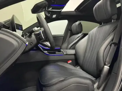 Photo 24 Mercedes CLA 580 e Hybrid EQ 4MATIC Limousi