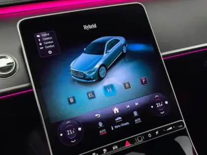 Photo 20 Mercedes CLA 580 e Hybrid EQ 4MATIC Limousi