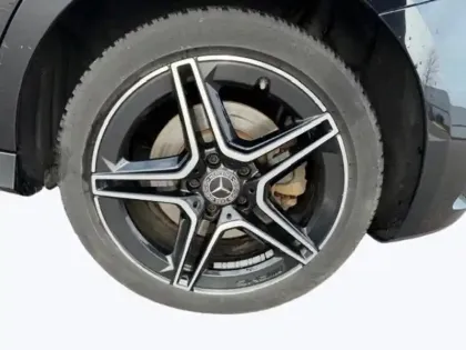 Photo 16 Mercedes Classe A Gén. IV (W177) Ph1 AMG Line 5