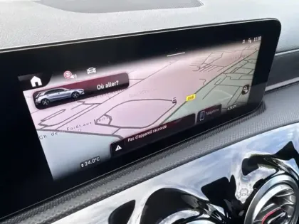 Photo 19 Mercedes Classe A 200 d AMG Line