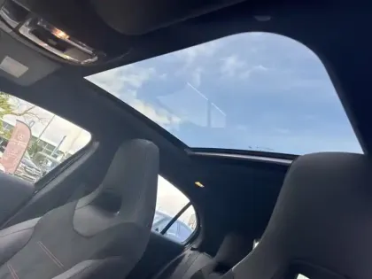 Photo 6 Mercedes Classe A 200 d AMG Line