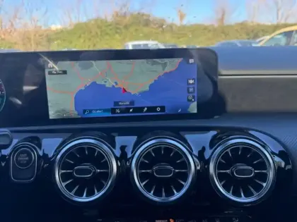 Photo 13 Mercedes Classe A 250 e AMG Line