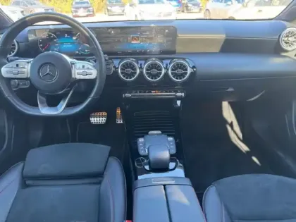 Photo 5 Mercedes Classe A 250 e AMG Line