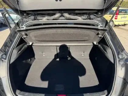 Photo 16 Mercedes Classe A 250 e AMG Line